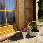 Tatrzanska Zyngierka Z Jacuzzi Chalet Zab