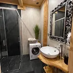 Tatrzanska Zyngierka Z Jacuzzi Chalet *